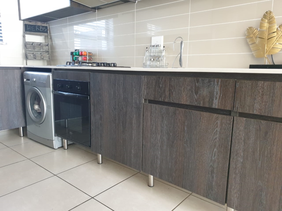 To Let 3 Bedroom Property for Rent in Sandown Estate Western Cape